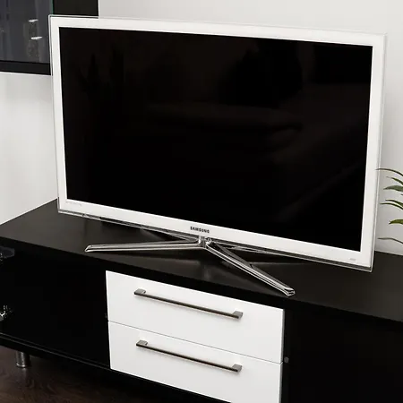 New Beautiful In The Center Of With Option Garage Parking Апартаменти