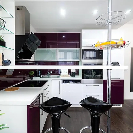 New Beautiful In The Center Of With Option Garage Parking Apartment
