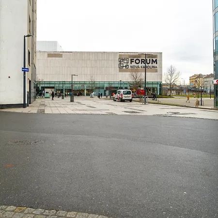 New Beautiful In The Center Of With Option Garage Parking *