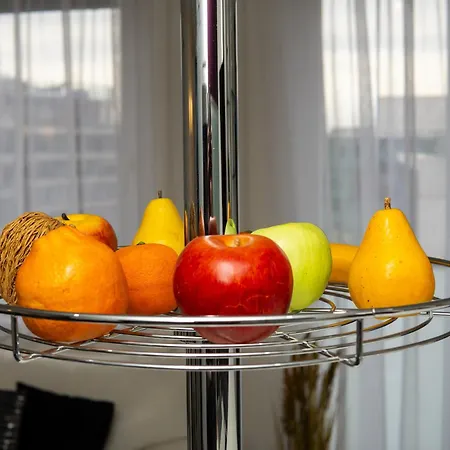 公寓 New Beautiful In The Center Of With Option Garage Parking