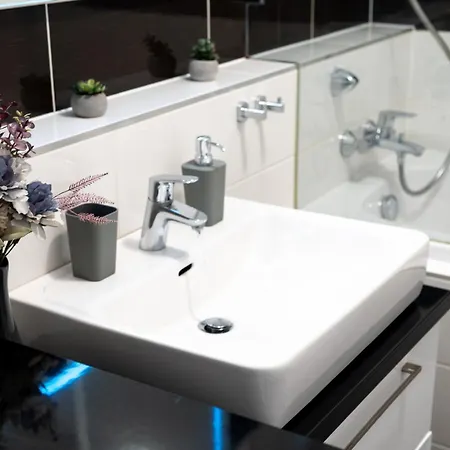 New Beautiful In The Center Of With Option Garage Parking