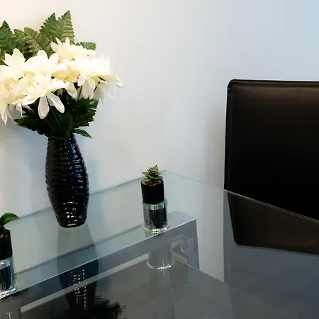 New Beautiful In The Center Of With Option Garage Parking *