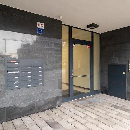 New Beautiful In The Center Of With Option Garage Parking