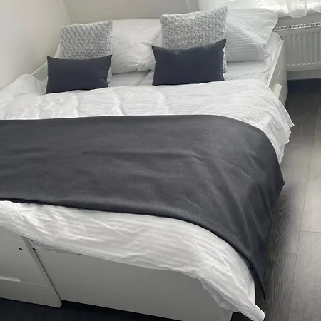 Apartment New Beautiful In The Center Of With Option Garage Parking *