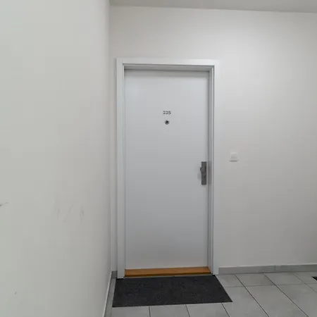 New Beautiful In The Center Of With Option Garage Parking Apartment *