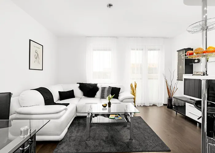 New Beautiful In The Center Of With Option Garage Parking *