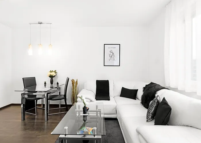 Apartment New Beautiful In The Center Of With Option Garage Parking