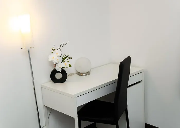 Διαμέρισμα New Beautiful In The Center Of With Option Garage Parking