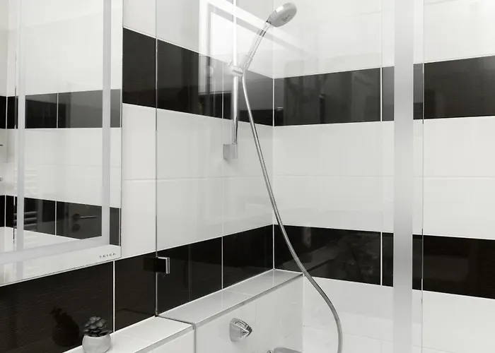 Apartment New Beautiful In The Center Of With Option Garage Parking