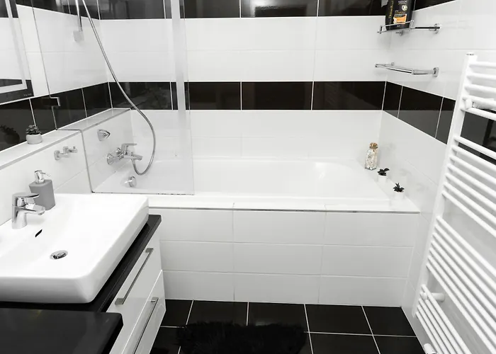 Apartment New Beautiful In The Center Of With Option Garage Parking