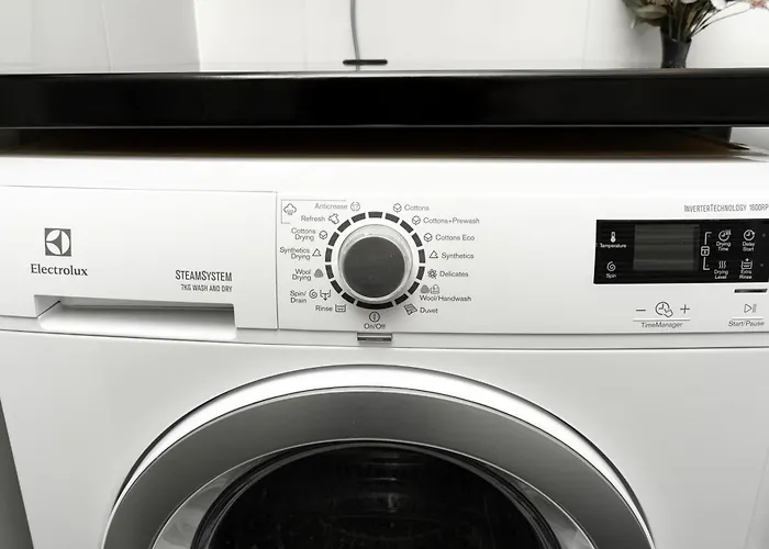 Apartment New Beautiful In The Center Of With Option Garage Parking *