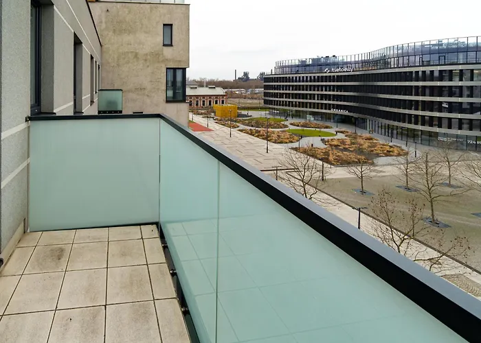 Apartment New Beautiful In The Center Of With Option Garage Parking *