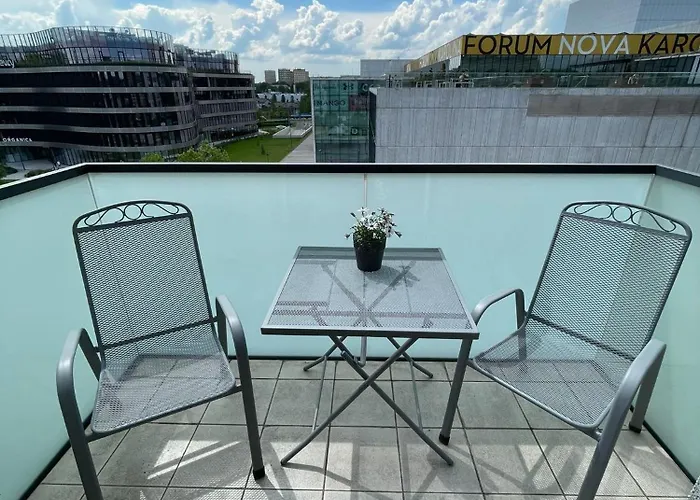 Διαμέρισμα New Beautiful In The Center Of With Option Garage Parking