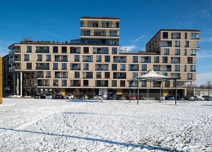 New Beautiful In The Center Of With Option Garage Parking * Οστράβα